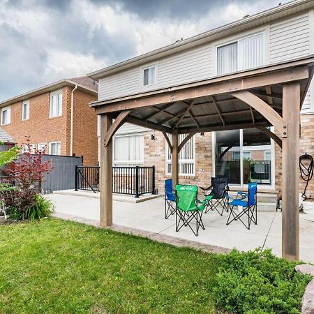 Garden 2 Bedroom Apt - Free Parking Wifi Laundry Workstation 布兰普顿 外观 照片